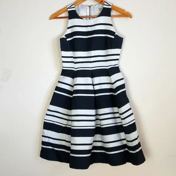 Kate Spade Women's Cape Stripe Cocktail Dress Black White Stripe Size 0 - Picture 1 of 16